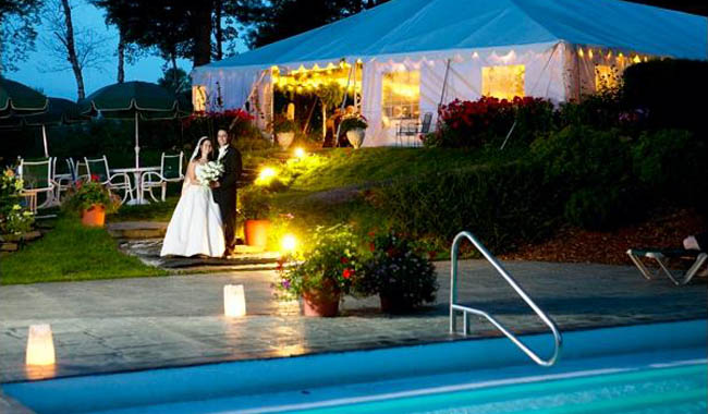 BRAUTPAAR AM POOL - HOCHZEIT KOLODZIEWSKY (25.05.02)